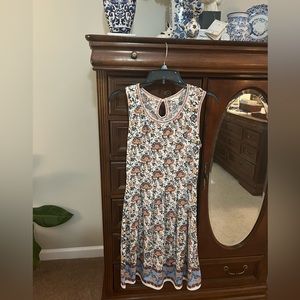 Max  Studio Sleeveless dress. Excellent condition. Worn only once size small.